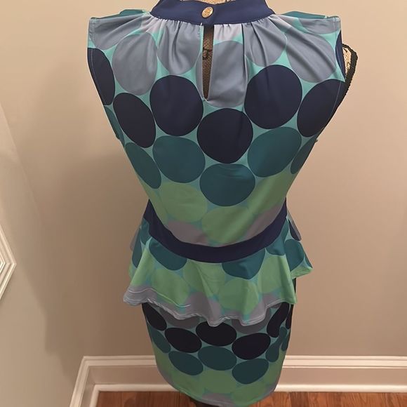 NWT Tracy Goshian Dress‼️ - Picture 5 of 11